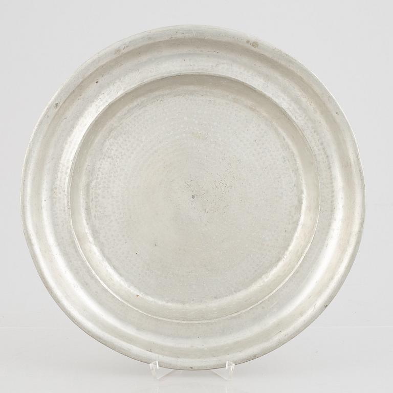 A set of three Swedish pewter dishes, including Johan Brun, Västervik 1787.