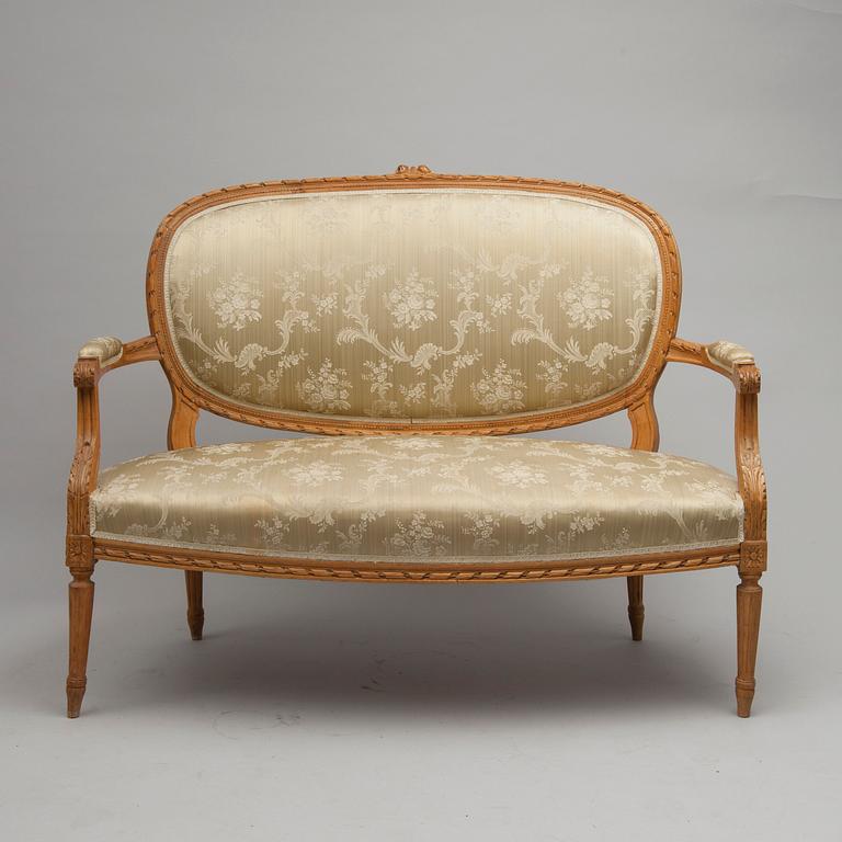 SOFFA, Louis XVI -stil, Frankrike, 1900-talets första hälft.