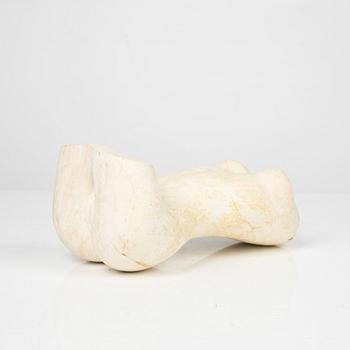 Panthep Maneratcharatsri, a marble sculpture, 1999.