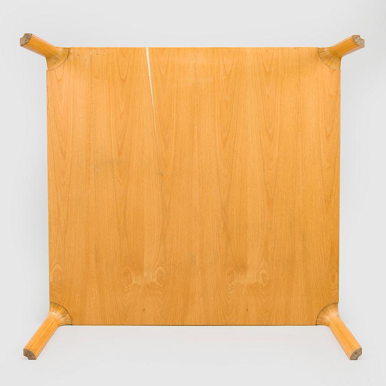 Alvar Aalto, soffbord, beställningsarbete, O.Y. Huonekalu- ja Rakennustyötehdas A.B. 1962.