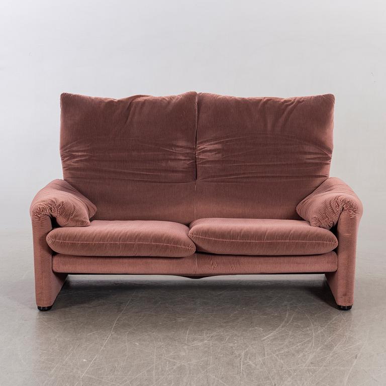 A second half of 20th Century Vico Magistretti 'Maralunga' sofa for Cassina.