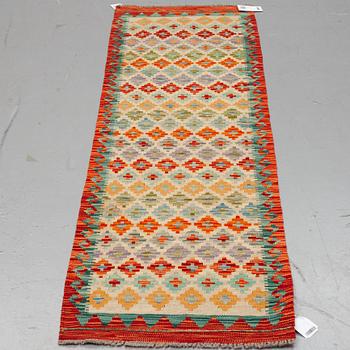 MATTA, kilim, ca 198 x 61 cm.