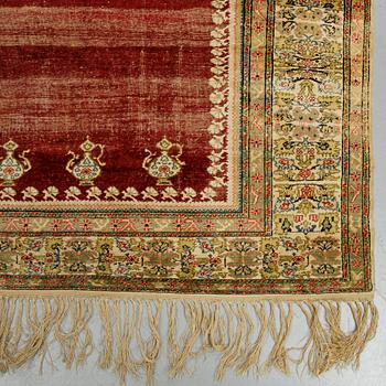 A rug, an antique Anatolia, probably Gördes (Ghiordes), a prayer rug, ca ca 188 x 124 cm.