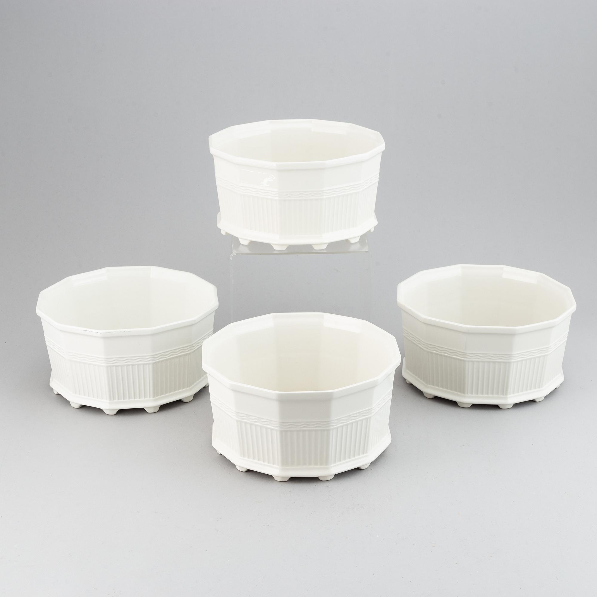 Prins Eugen, 6 porcelain 'Waldemarsuddekrukan' flower pots, Gustavsberg.