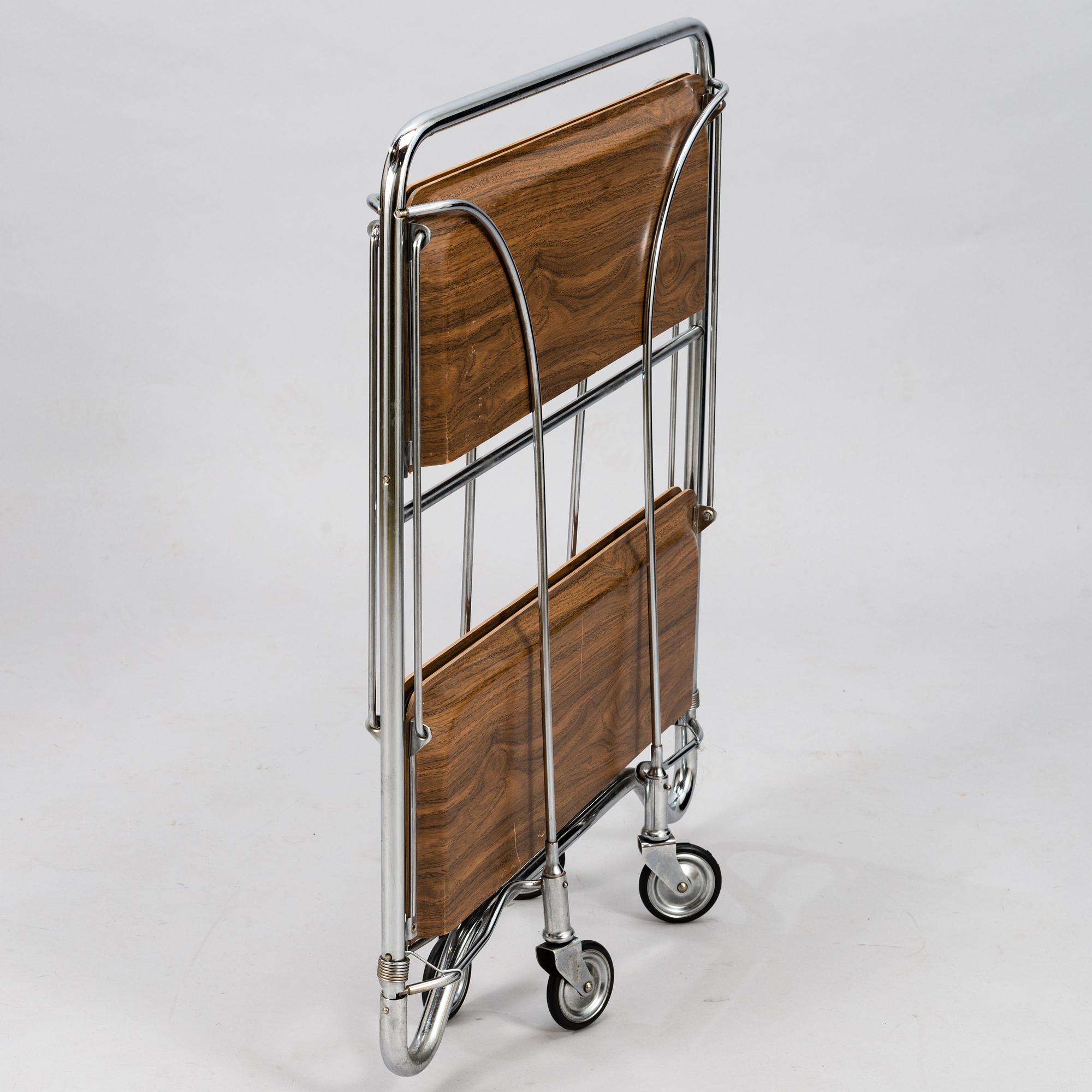 SERVERINGSVAGN, 1900-TALETS MITT.