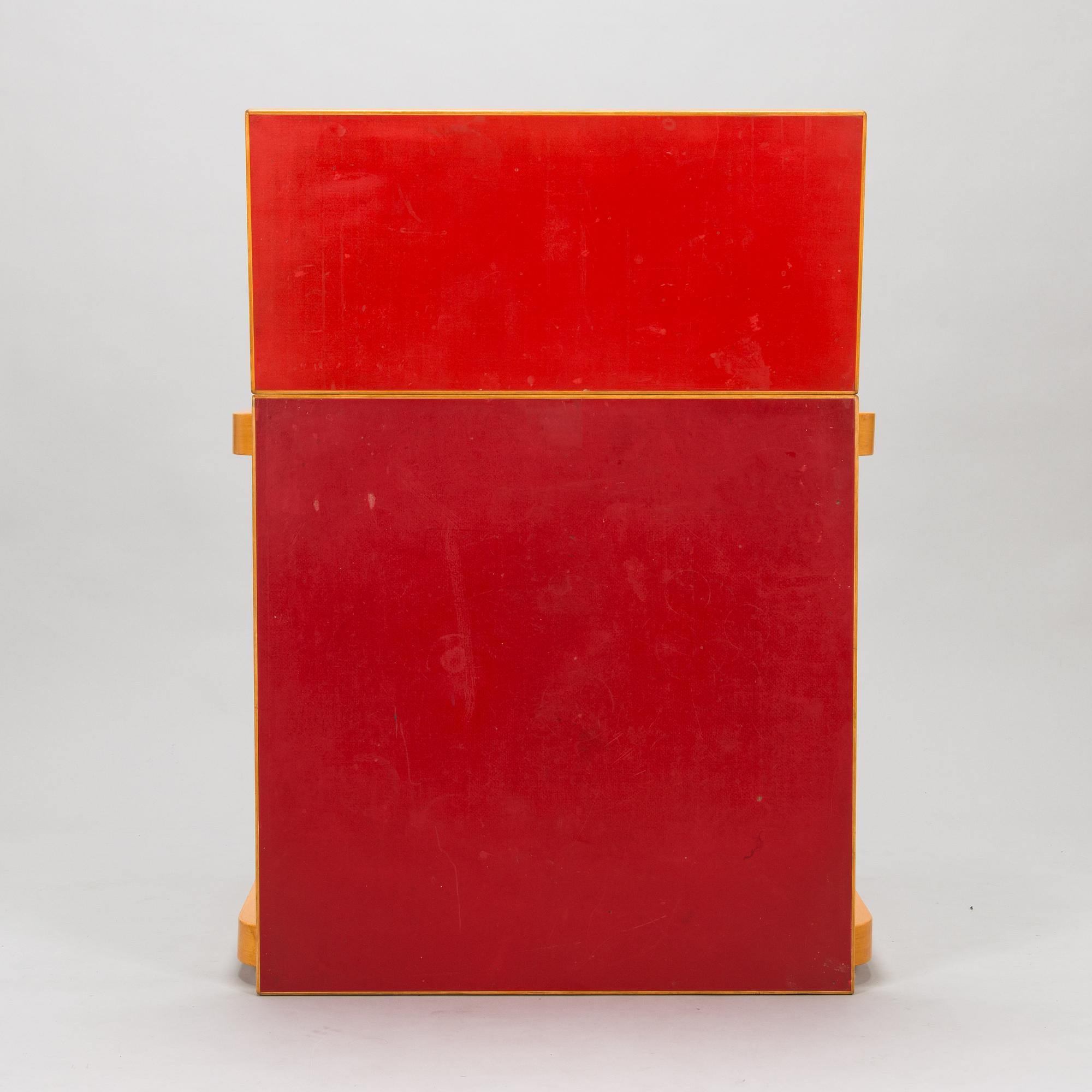 Alvar Aalto, a mid-20th century 'DL85' table for O.Y. Huonekalu-ja Rakennustyötehdas.