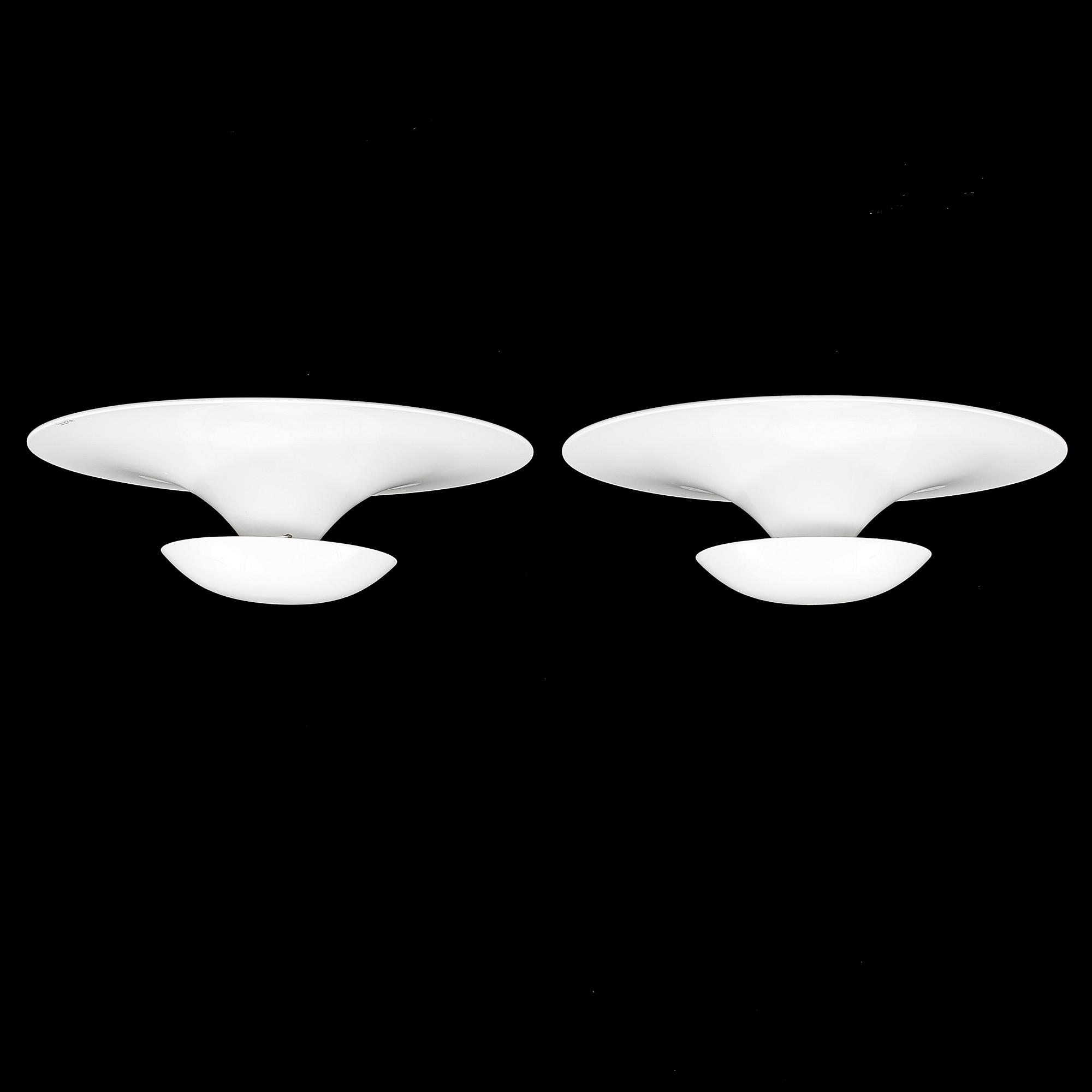 TAKLAMPOR, ett par, Vibia, Spanien, 2000-tal.