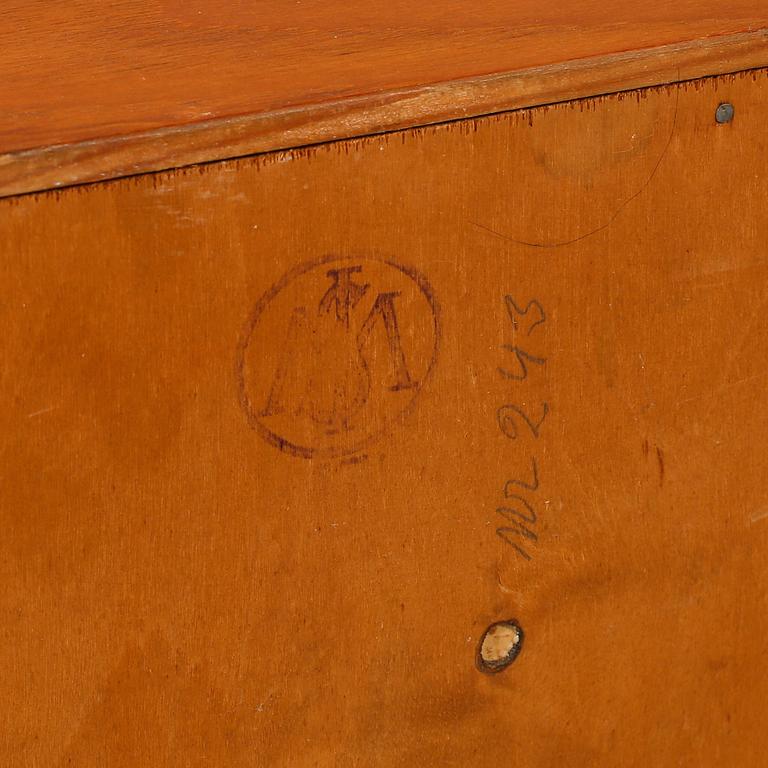 HYLLA, Virserums Nya Möbelfabrik, Hultarp, omkring 1900-talets mitt.