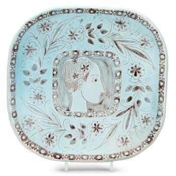 228. Birger Kaipiainen, A CERAMIC DISH.