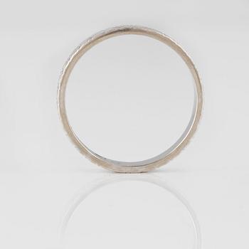 RING, 18K vitguld, importstämplad. Vikt 3,3 gram.