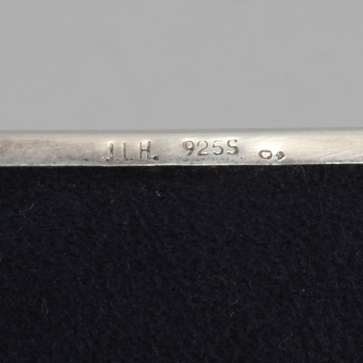 CIGARRSKRIN, sterlingsilver, importstämplat, 1900-talets andra hälft, total vikt 410 gram. .