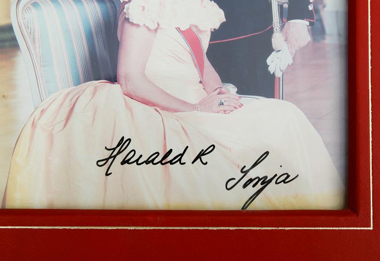 AUTOGRAFER, i tre ramar, bl a Stor-hertigen av Luxembourg.