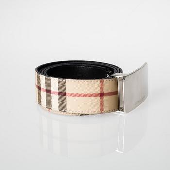 BÄLTE, Burberry.