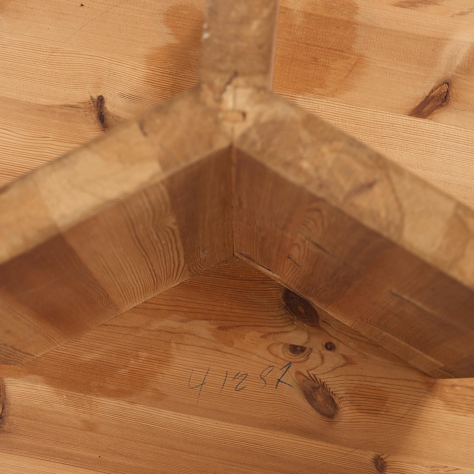 Axel Einar Hjorth, bord, "Wärmdö", Nordiska Kompaniet, ca 1937.