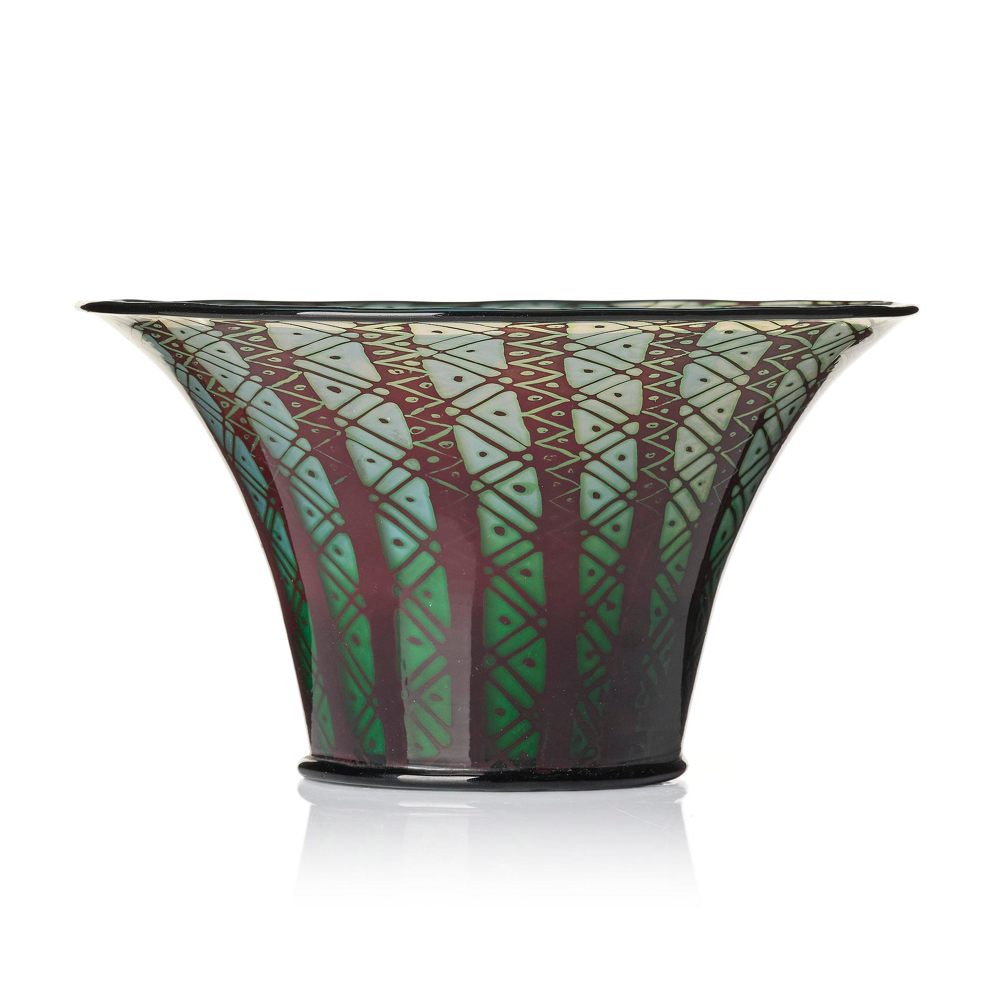 Orrefors, a graal glass bowl, dated 1923.