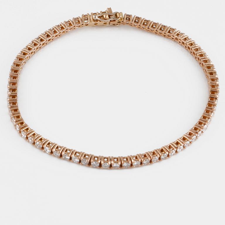 ARMBAND, 18K roséguld med briljantslipade diamanter ca 2.99 ct. Vikt 9,9 gram.