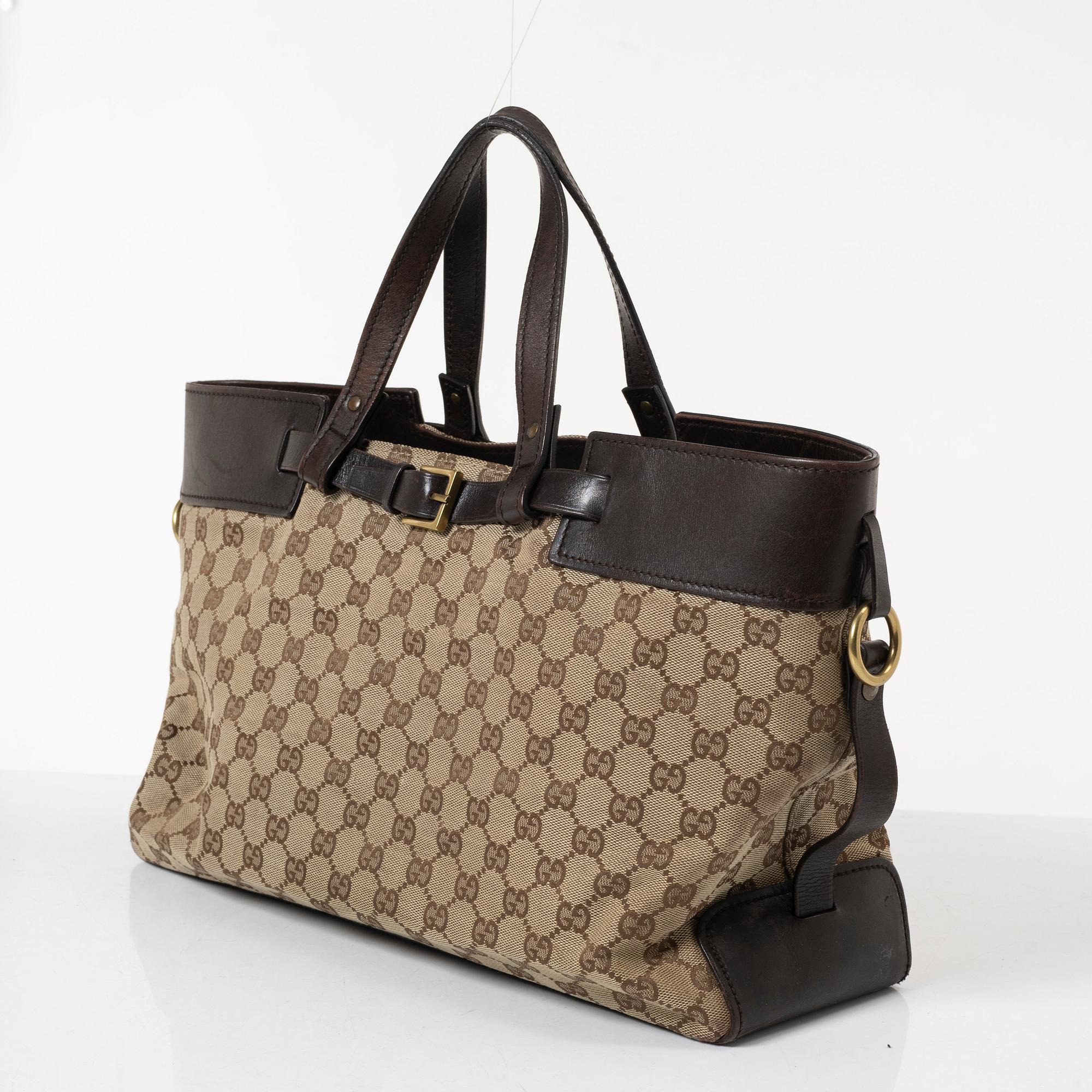 Gucci, Translation: "bag".