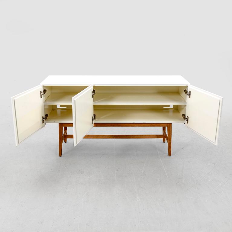 Claesson Koivisto Rune, sideboard "Vass" för Asplund 2000-tal.