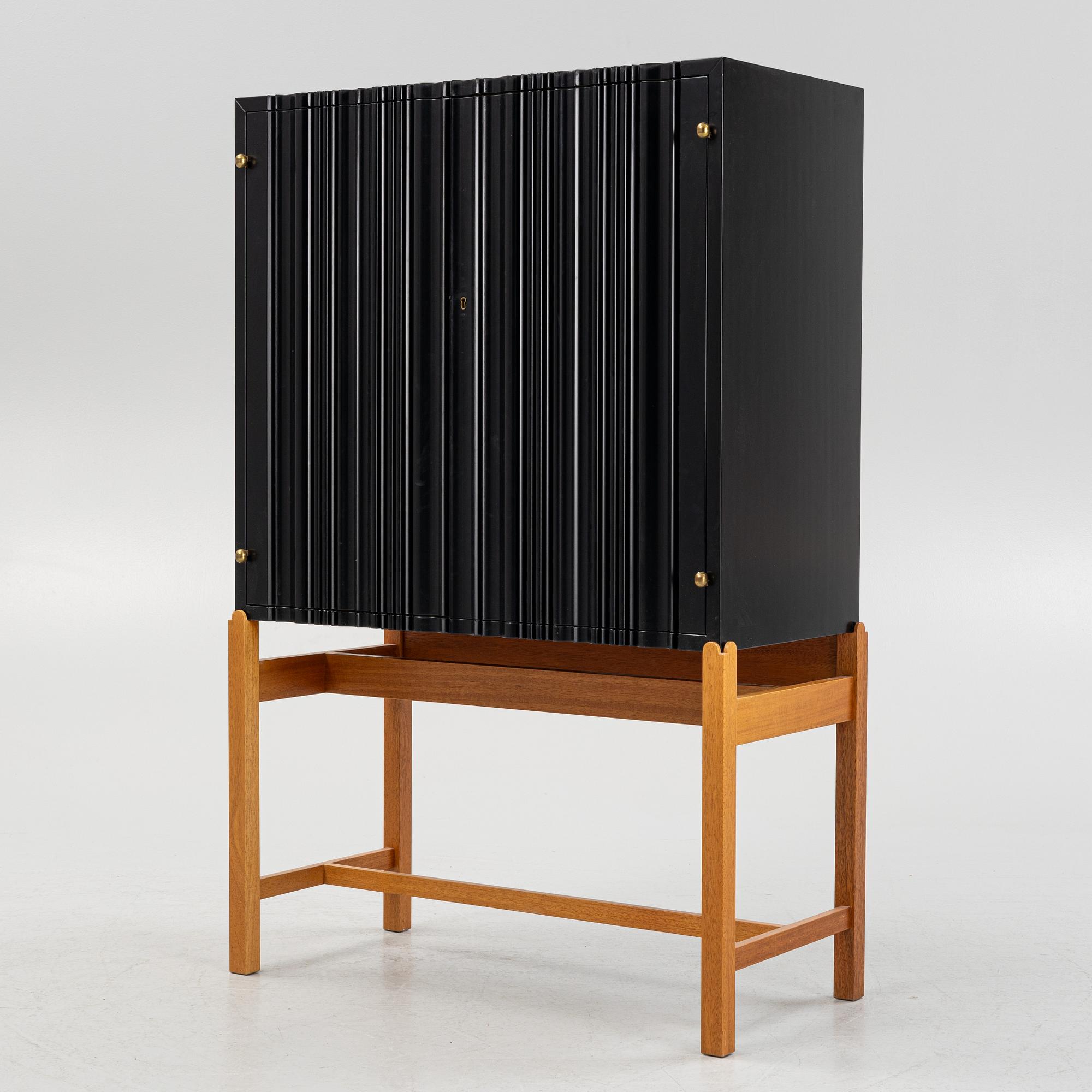 Josef Frank, cabinet 2192, "Corrugated Cabinet", Svenskt Tenn, Sweden, post 1985.