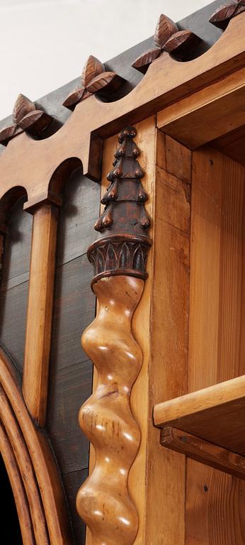 APOTEKSSKÅP, nygotik, Ystad, omkring 1800-talets mitt.