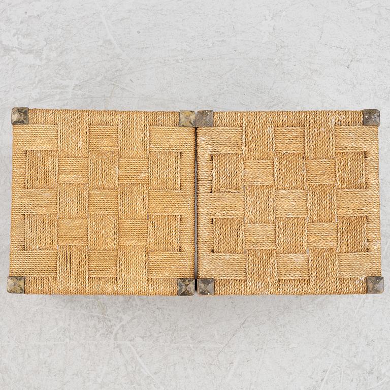 Axel Larsson, pallar, ett par, funkis, Bodafors, 1930-tal.