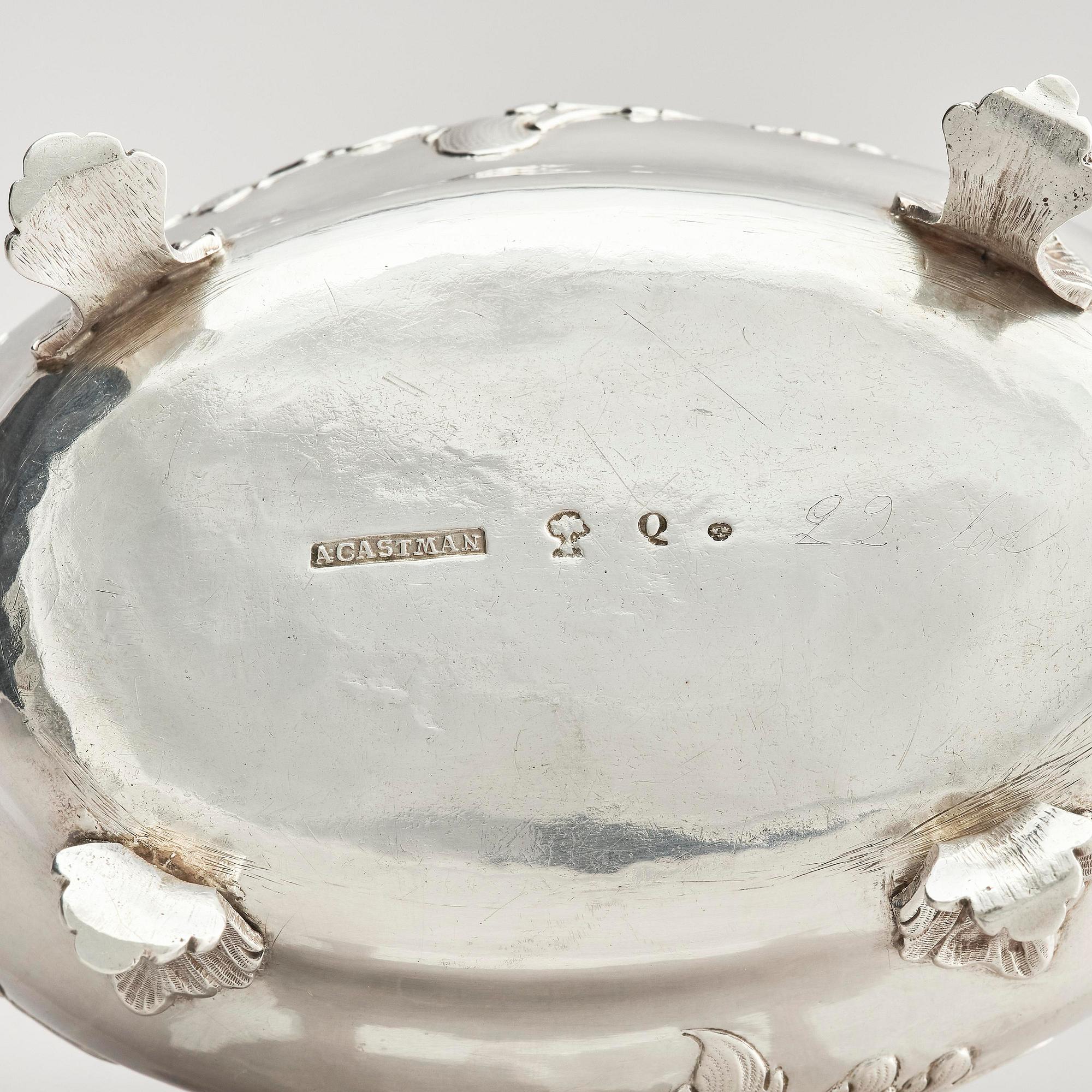 A Swedish 18th century silver sugar-casket, mark of Arvid Castman the younger, Eksjö 1774.
