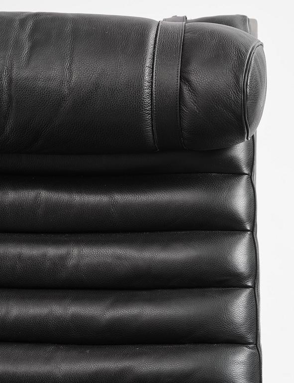 Arne Norell, an "Ari" armchair with ottoman, Norell Möbel, Aneby.