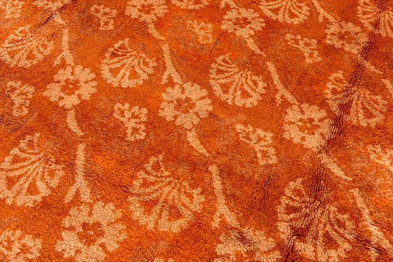Carpet, antique European Savonnerie, approx. 634 x 433 cm.