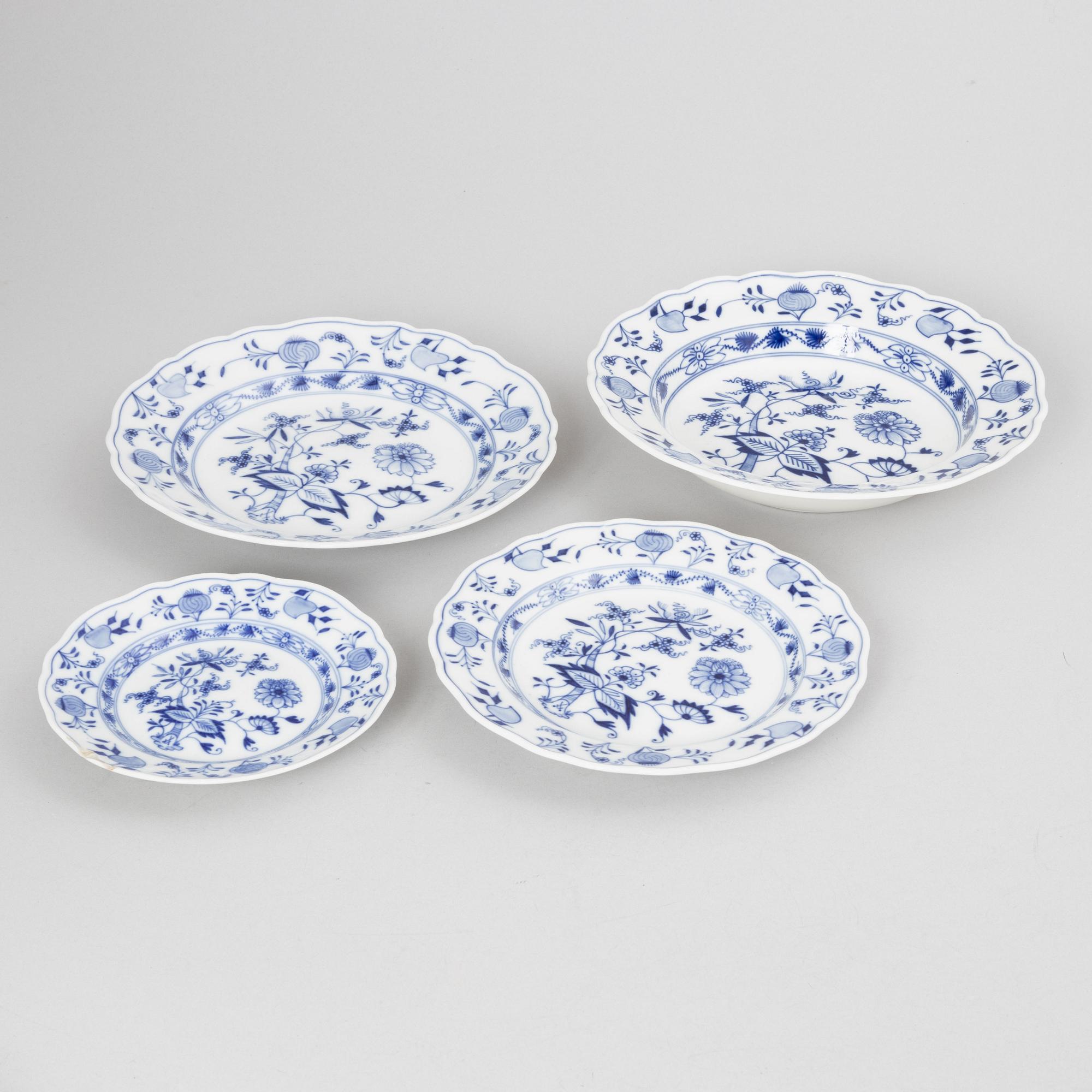 Meissen, 68 pieces of a porcelain dinner service, "Blue Onion", Germany, early 20th century.