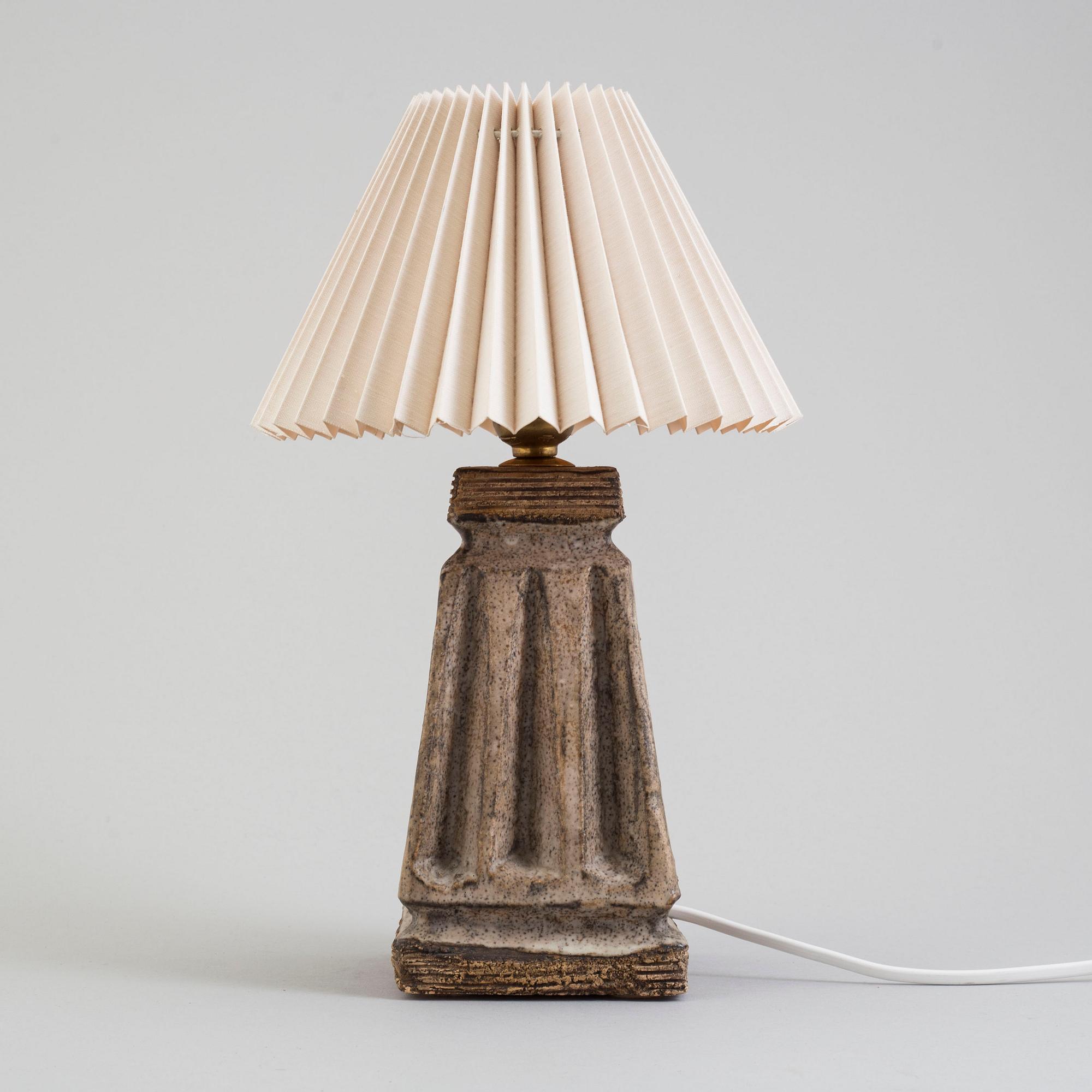 IRMA YOURSTONE, bordslampa, keramik, 1900-talets andra hälft.