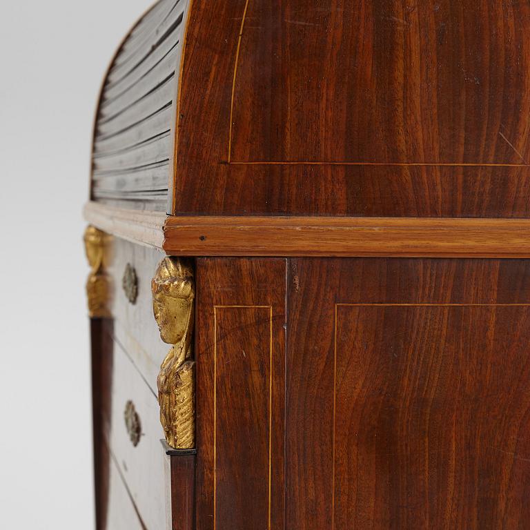 Chiffonjé, Stockholmsarbete, 1800-talets början, Sengustaviansk.