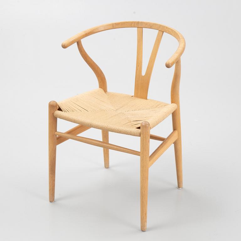 Hans J. Wegner, stolar, 4 st, "Y-stolen", modell CH-24, Carl Hansen & Søn, Danmark.