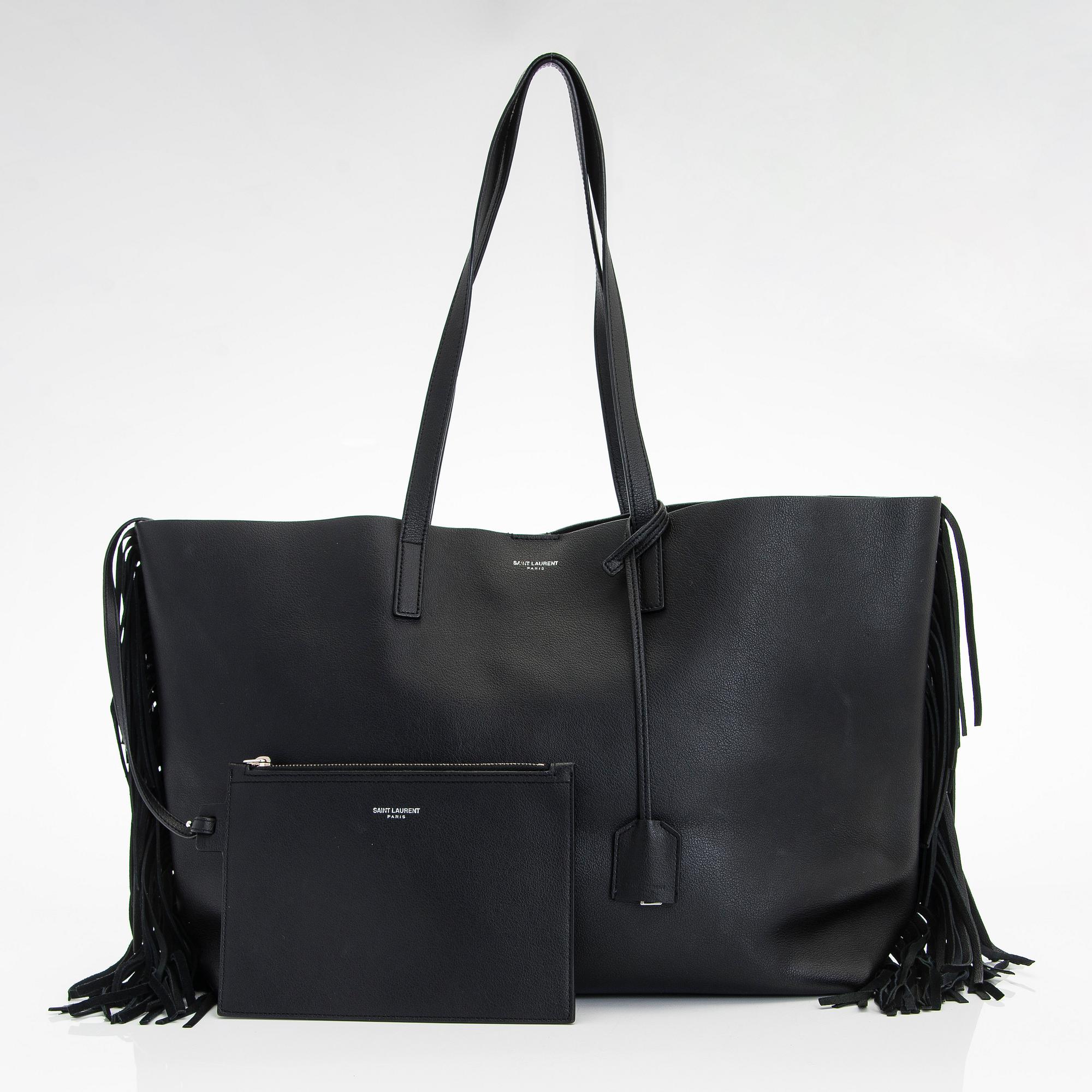 Saint Laurent, a 'Sac shopping' bag.