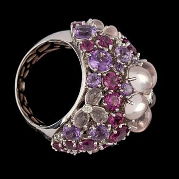 An amethyst, rose quartz and brilliant cut diamond ring.