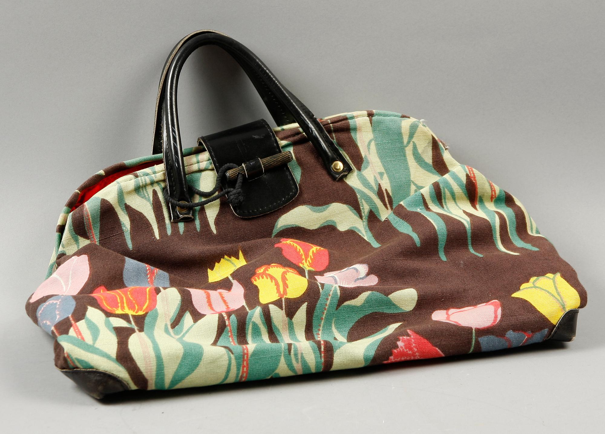 VÄSKA, BRICKA samt NYCKELETUI, Josef Frank, firma Svenskt Tenn.
