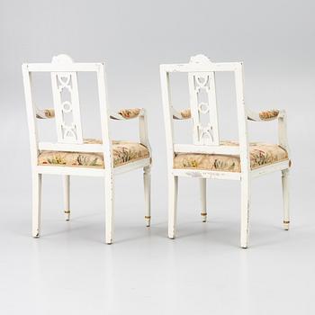 Karmstolar, ett par, Lindome, omkring år 1800, sengustavianska.