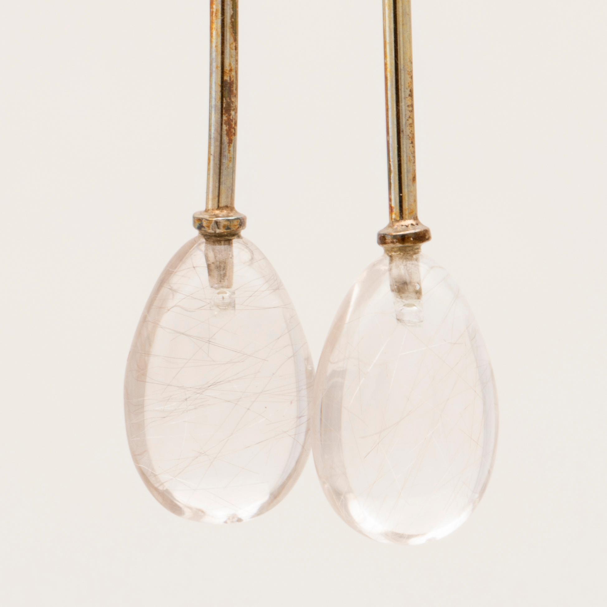 Vivianna Torun Bülow-Hübe, örhängen ett par silver med rutilkvarts, för Georg Jensen.