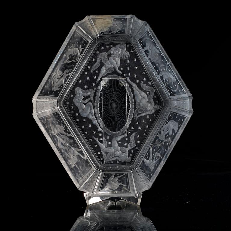A Simon Gate 'Swedish Grace' engraved glass bowl, Orrefos 1921.