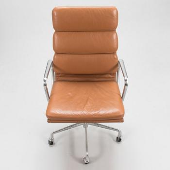 Charles & Ray Eames, Office chair, EA 219/ Soft Pad, Herman Miller, 1980s. Design year 1969.