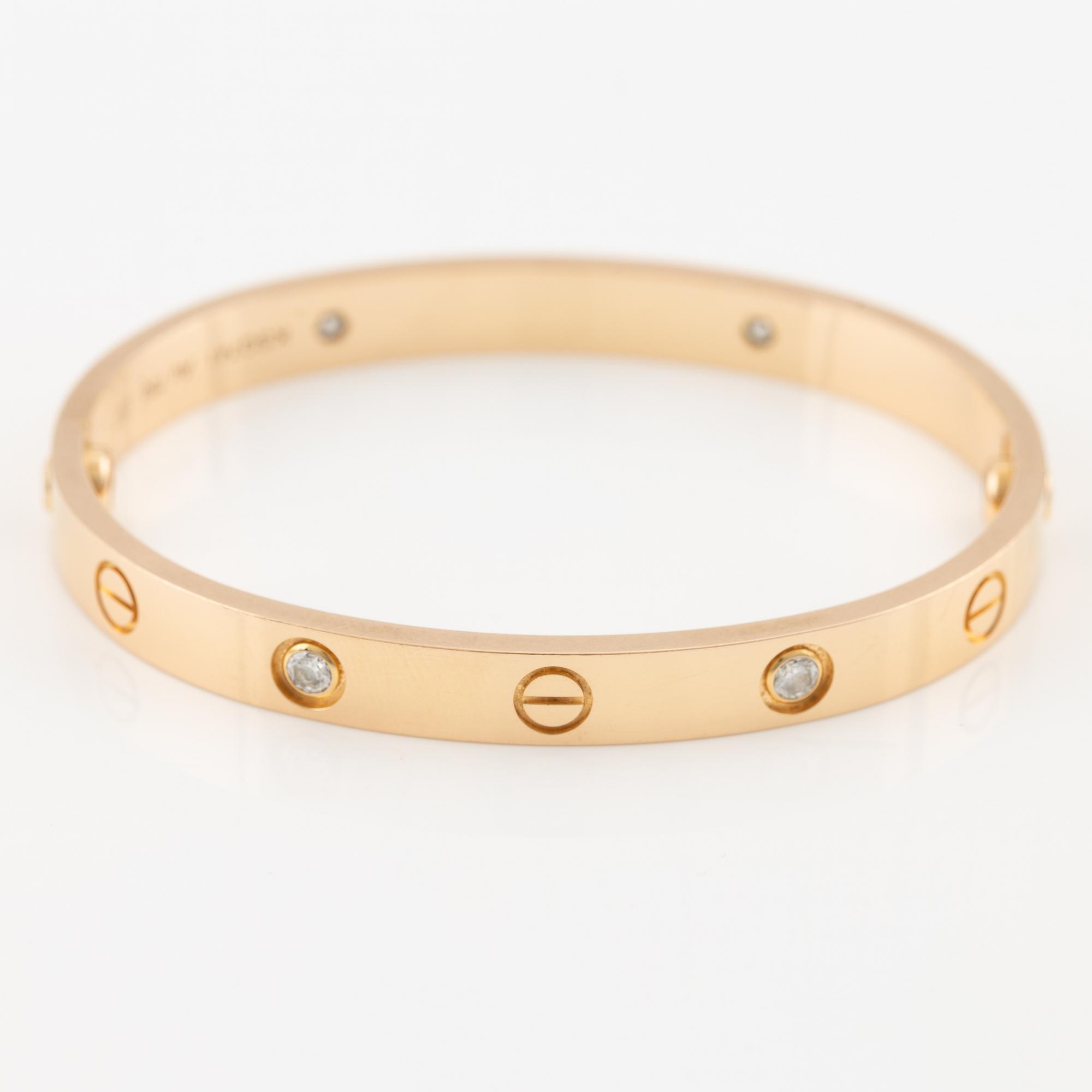 Cartier armband "Love" 18K roséguld med fyra runda briljantslipade diamanter.