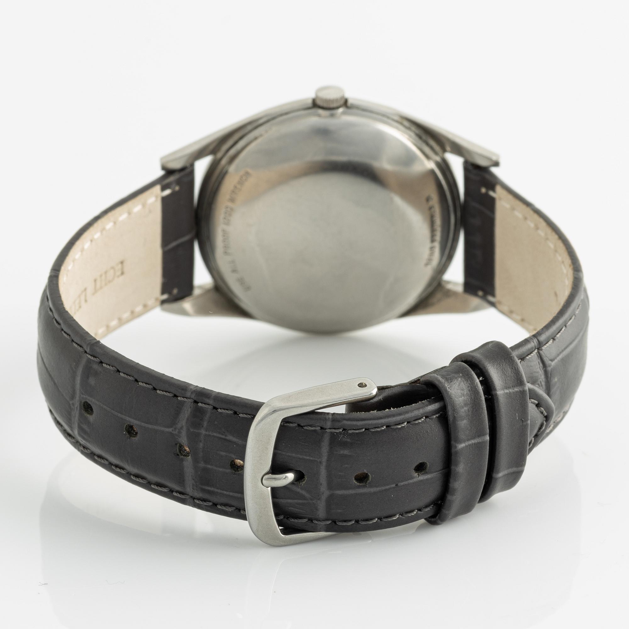 Wittnauer, armbandsur, 33,5 mm.