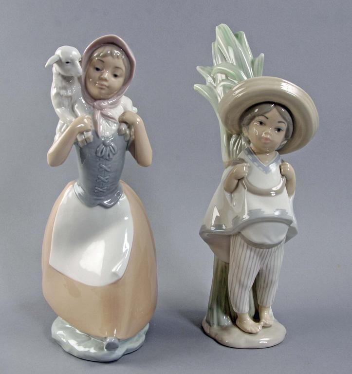 FIGURER, 2 st, porslin, NAO samt Lladro.