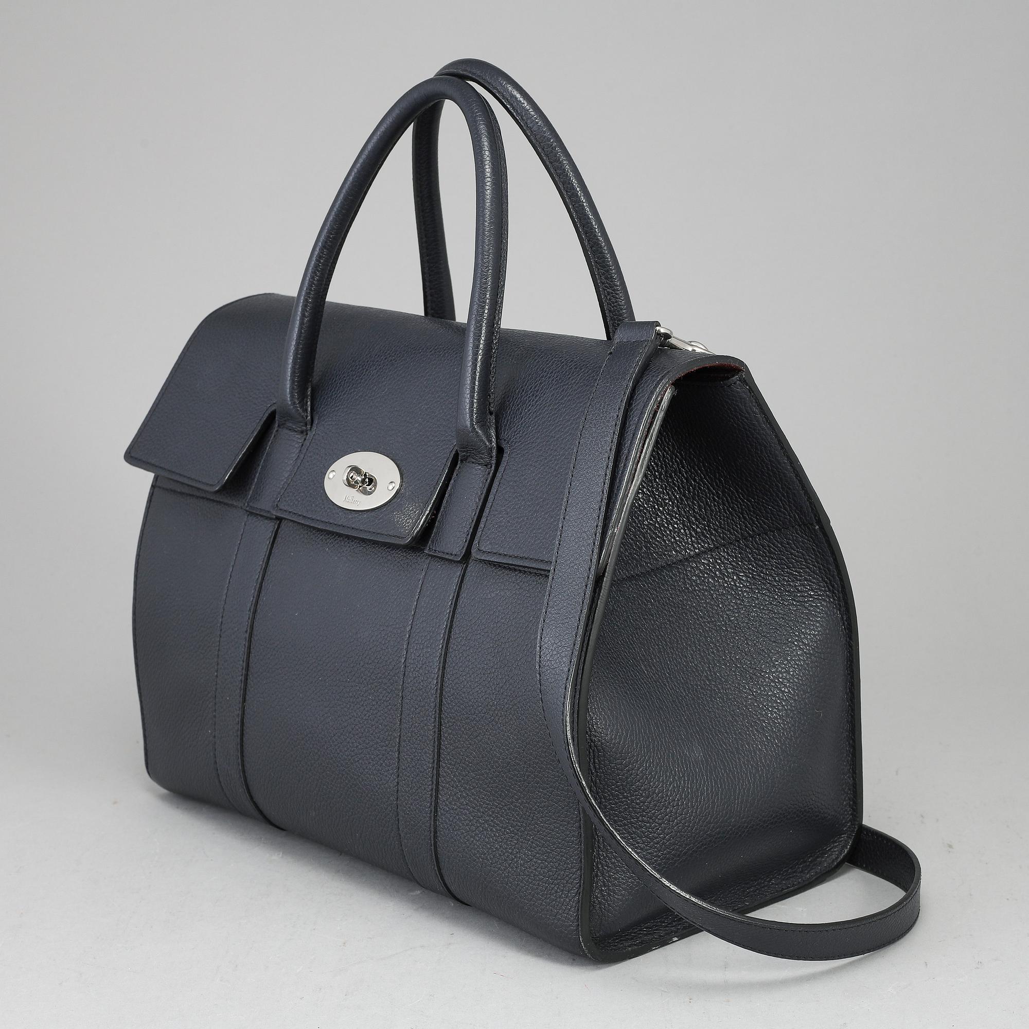 MULBERRY a Midnaight Small Classic Grain leather Bayswater bag 2019. Bukowskis