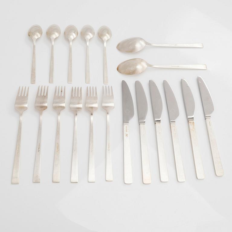 Bertel Gardberg, 19 pieces of 'Birgitta' sterling silver cutlery, Kultateollisuus, Turku 1978-1995.