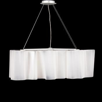An Italian Artemide 3-light 'Logico Micro' suspension lamp designed by Michele De Lucchi och Gerhardt Reichert.