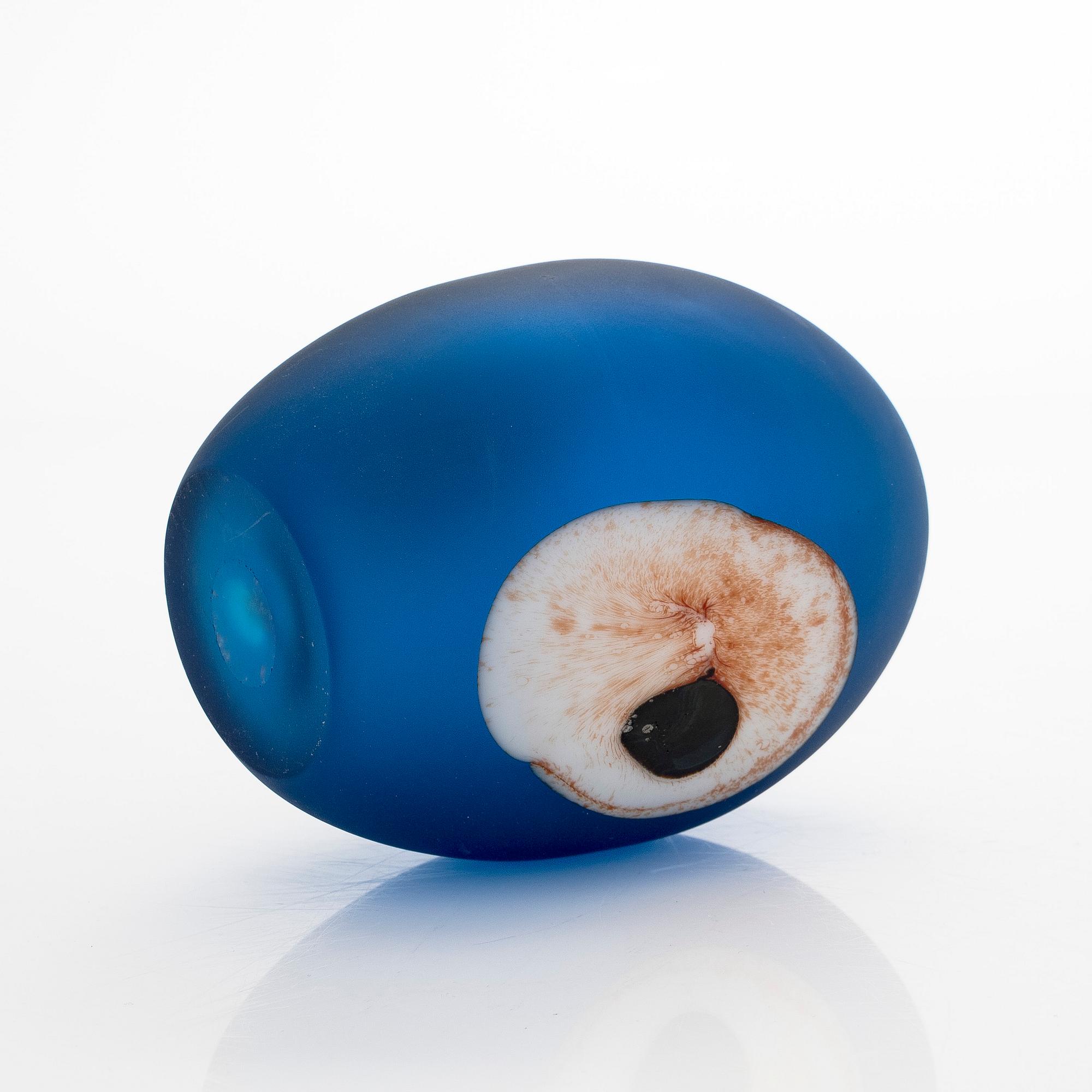 Oiva Toikka, A glas bird 'Turkey fowl' and glass egg 'Turkey Fowl Egg', second quality, signed O. T. II Nuutajärvi.