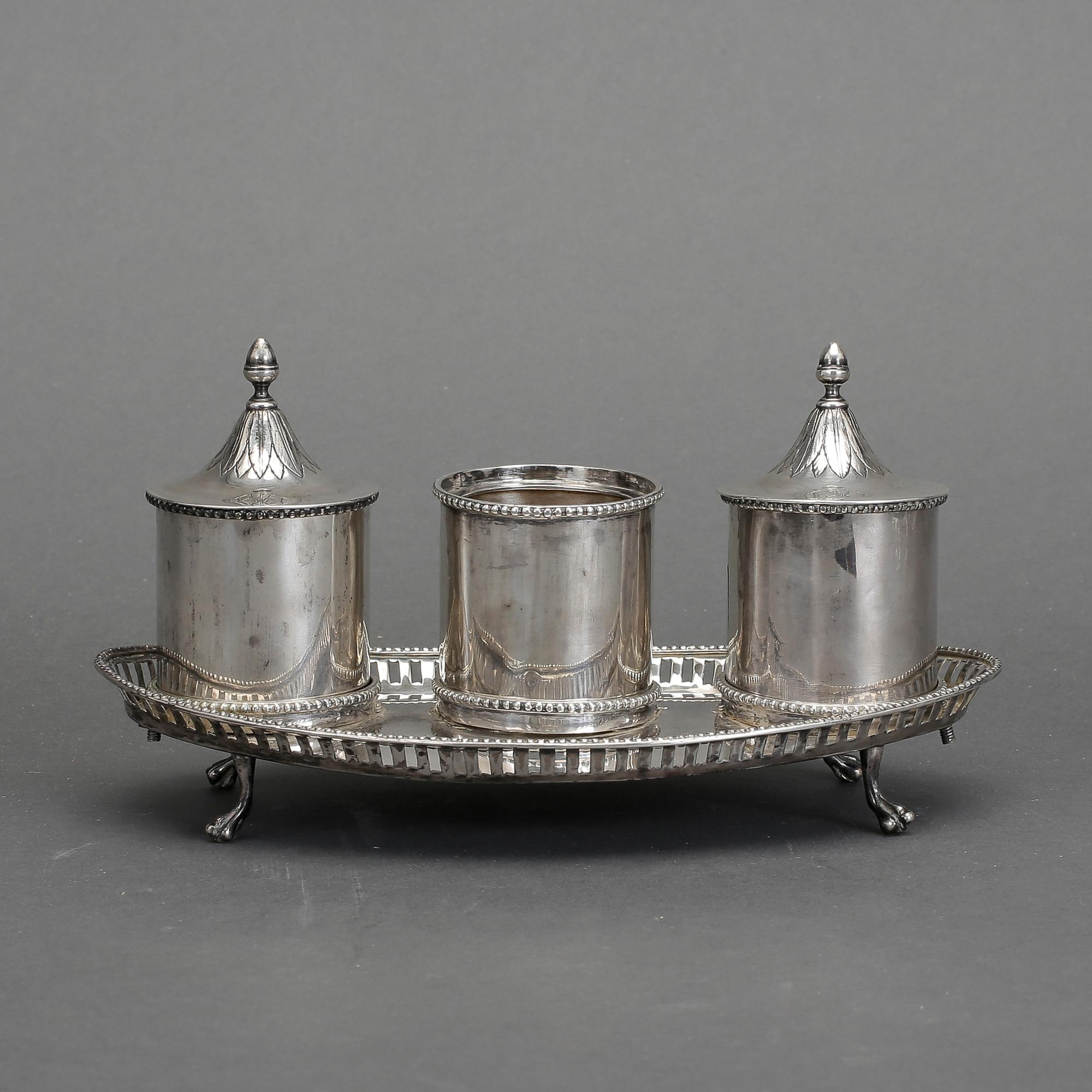 BLÄCKSTÄLL, empire, silver, stämplad Barcelona, 1800-talets första hälft, troligen 1820-30-tal. 339 gram.