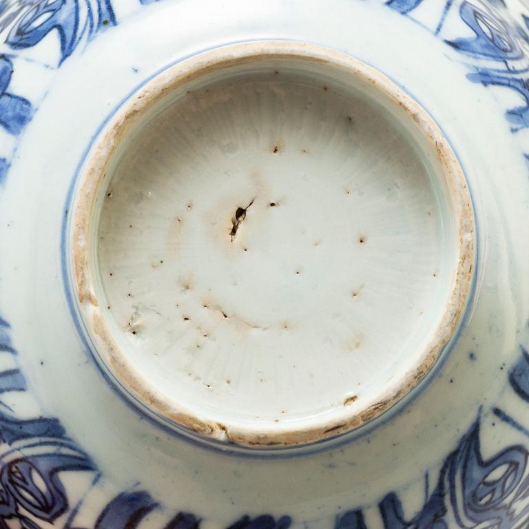 A blue and white bowl, Ming dynasty (1368-1644).