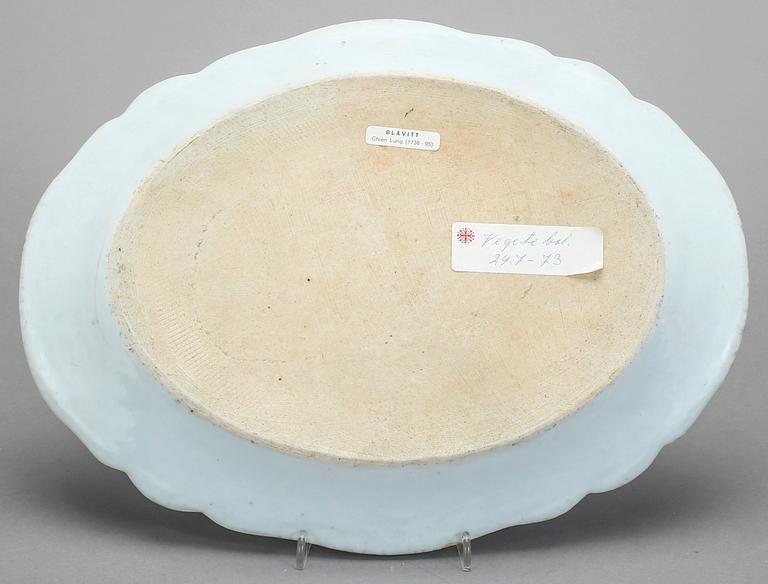 STEKFAT, porslin, Qingdynastin, Qianlong (1736-1725).