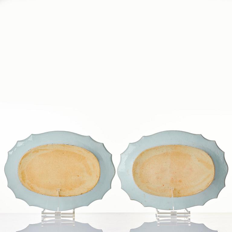 A pair of famille rose serving dishes, Qing dynasty, Qianlong (1736-95).